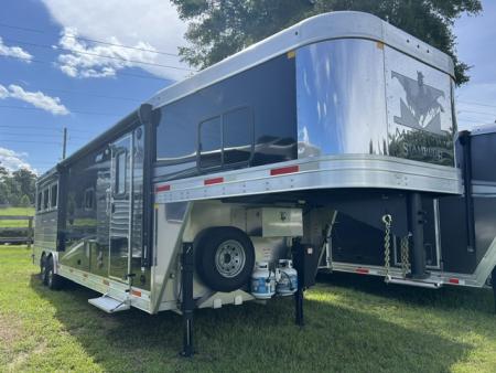 Used 2025 Merhow Trailers 8' wide 3 horse w/ 12' living quarters Horse Trailer