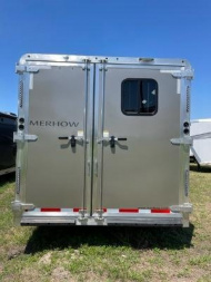 New 2024 Merhow Trailers 8' wide 3 horse w/ 18' living quarters superslide dual aisle Horse Trailer