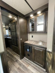 New 2024 Merhow Trailers 8' wide 3 horse w/ 18' living quarters superslide dual aisle Horse Trailer