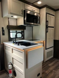 New 2025 MERHOW TRAILERS 8' wide 3 horse w/13.6 Farmhouse living quarters Horse Trailer