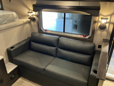 New 2025 Exiss Trailers 8' wide 3 horse w/ 14' living quarters Horse Trailer