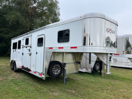 New 2026 Exiss Trailers 2 plus 1 insulated w/dressing room Horse Trailer