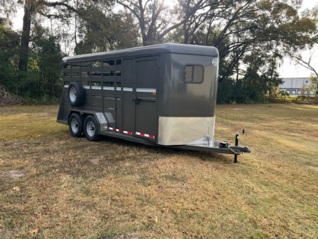 New 2026 Valley Trailers 3 horse slant bumper pull w/ dressing room Horse Trailer