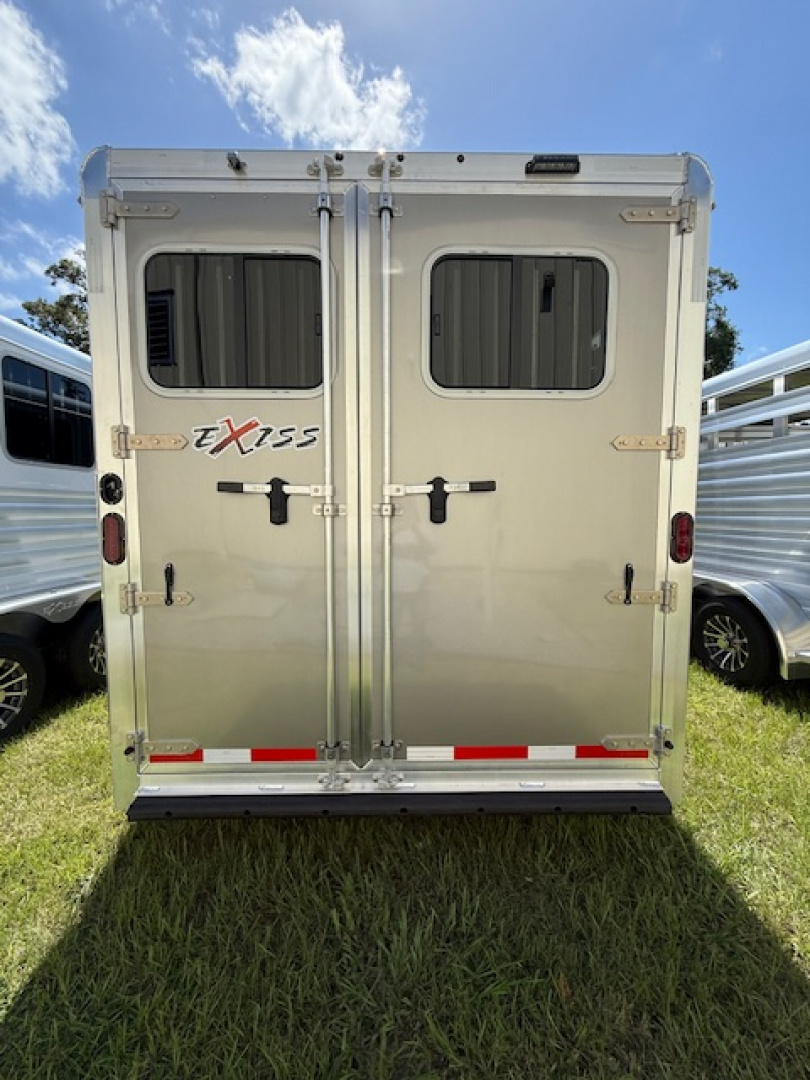 New 2025 EXISS TRAILERS 3 horse bumper pull XT with dressing room Horse Trailer