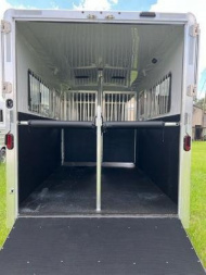 New 2024 Exiss Trailers 4 horse head to head with dressing room Horse Trailer