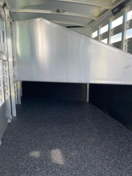 New 2025 EXISS TRAILERS 3 horse bumper pull with dressing room (model CXF Horse Trailer