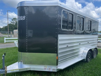New 2025 EXISS TRAILERS 3 horse bumper pull with dressing room (model CXF Horse Trailer
