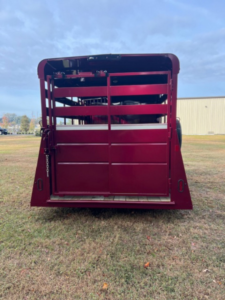 New 2026 Valley Trailers 2 horse slant load w/ dressing room Horse Trailer