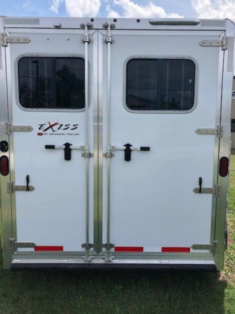 New 2025 EXISS TRAILERS 2 horse slant XT with dressing room Horse Trailer