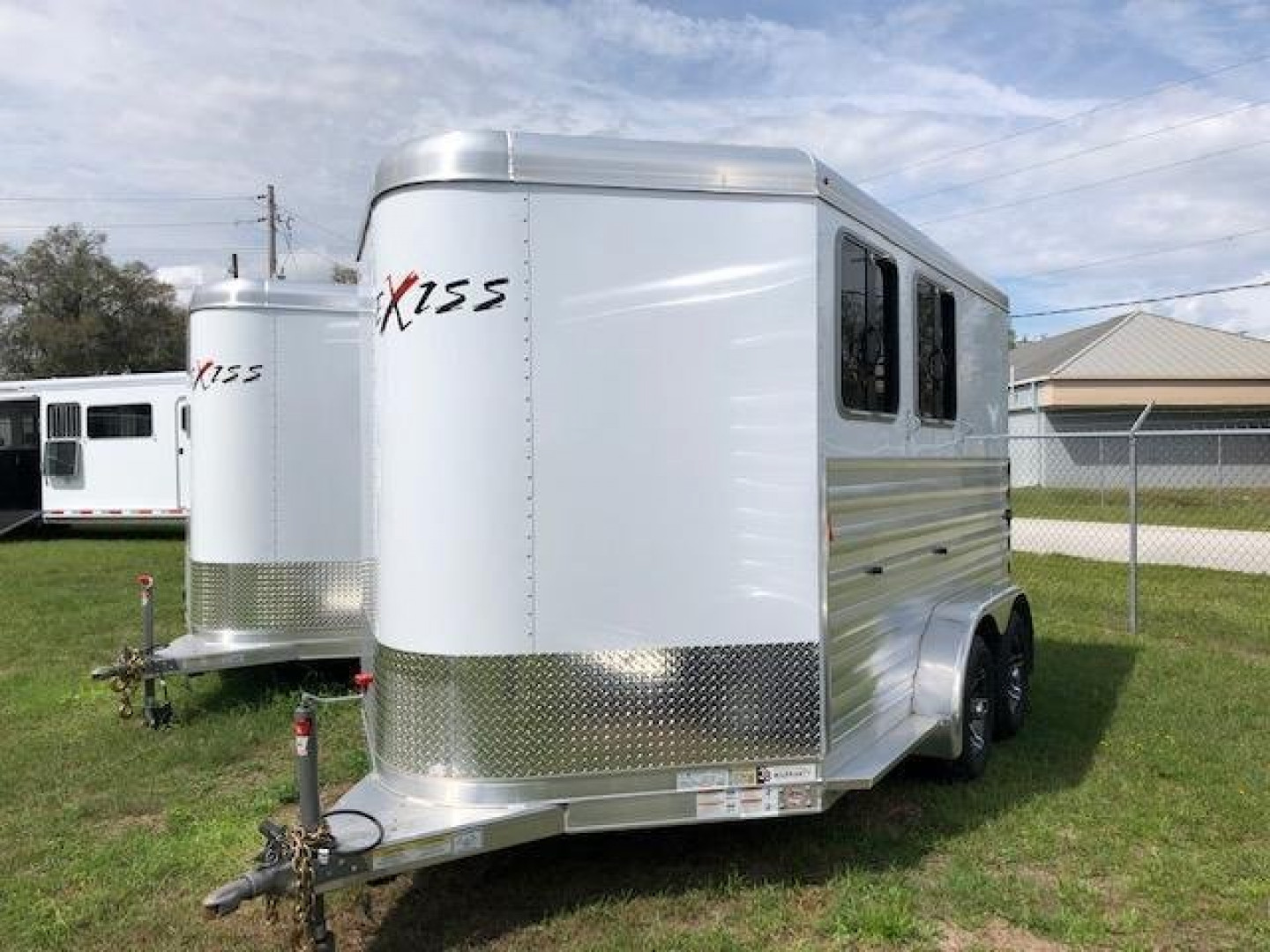 New 2025 EXISS TRAILERS 2 horse slant XT with dressing room Horse Trailer