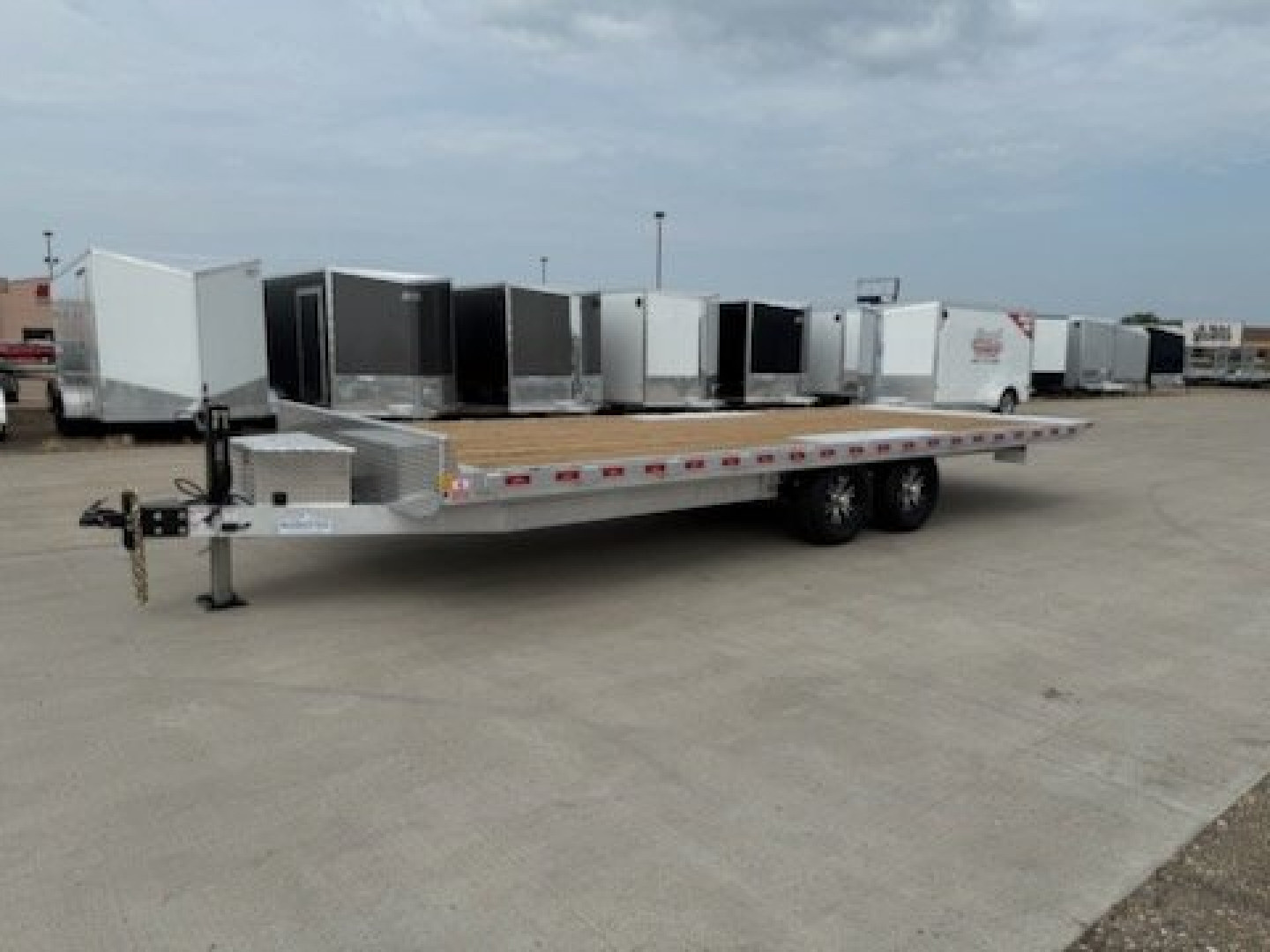 New 2026 NORDTEK ALUMINUM 102X22-10K DECK OVER HYD.TILT Trailer/ Equipment Trailer