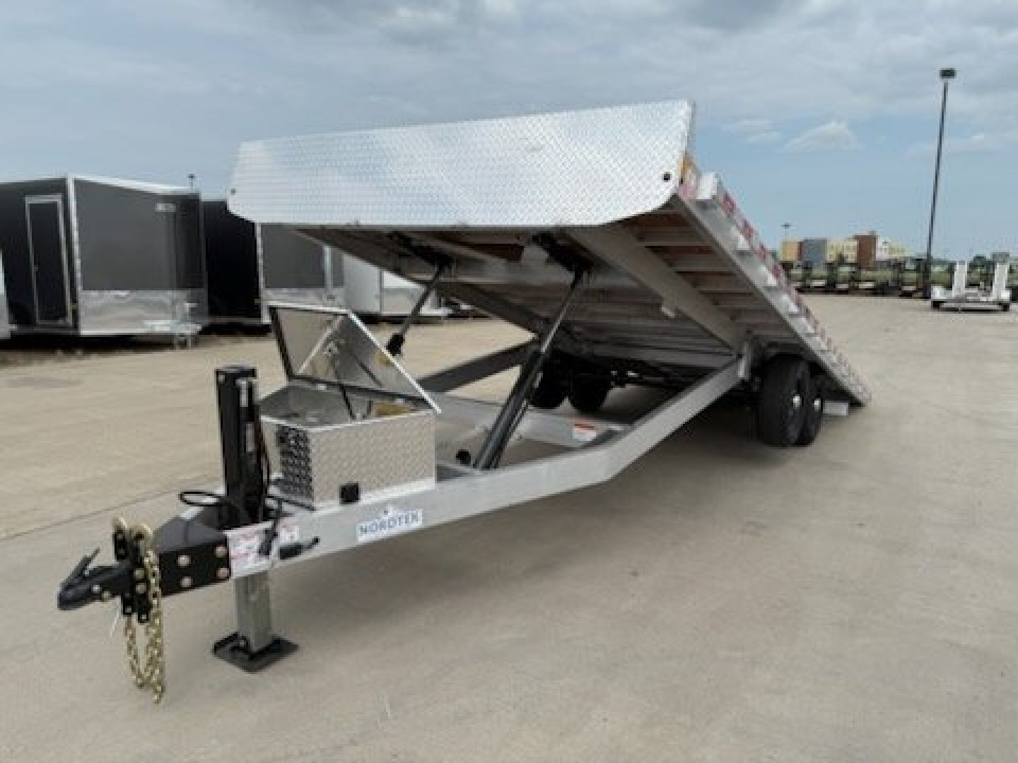 New 2026 NORDTEK ALUMINUM 102X22-10K DECK OVER HYD.TILT Trailer/ Equipment Trailer