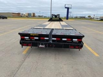 New 2025 BIG TEX TRAILERS 22GN-33D5A-MRBK Gooseneck Bodies/Equipment Trailer