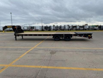New 2025 BIG TEX TRAILERS 22GN-33D5A-MRBK Gooseneck Bodies/Equipment Trailer