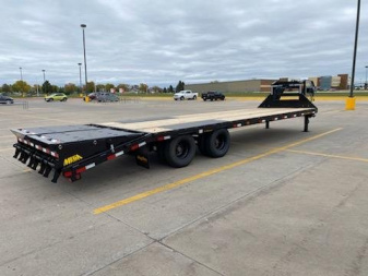 New 2025 BIG TEX TRAILERS 22GN-33D5A-MRBK Gooseneck Bodies/Equipment Trailer
