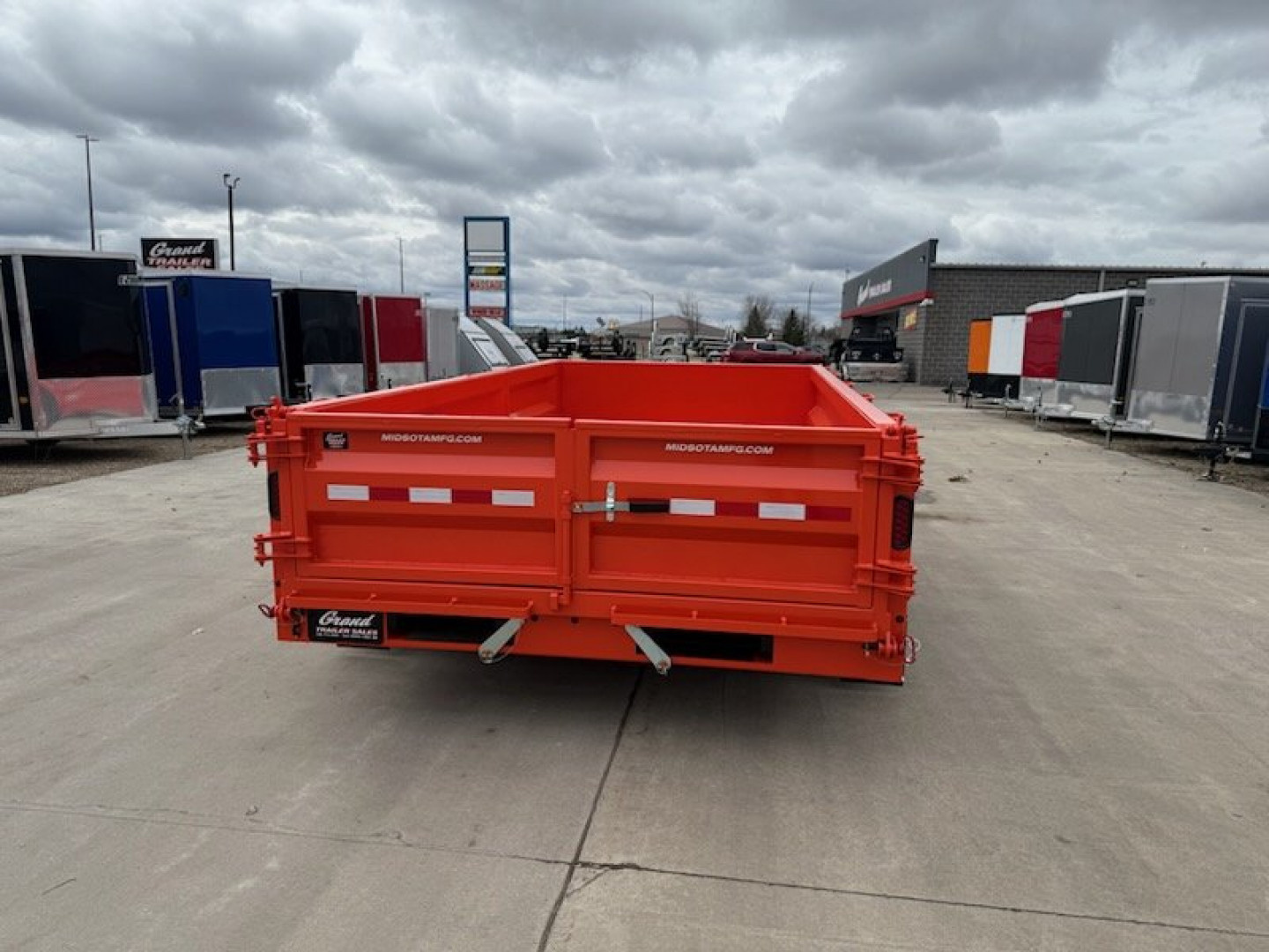 New 2025 MIDSOTA HV-14 7'X14' Dump Trailer