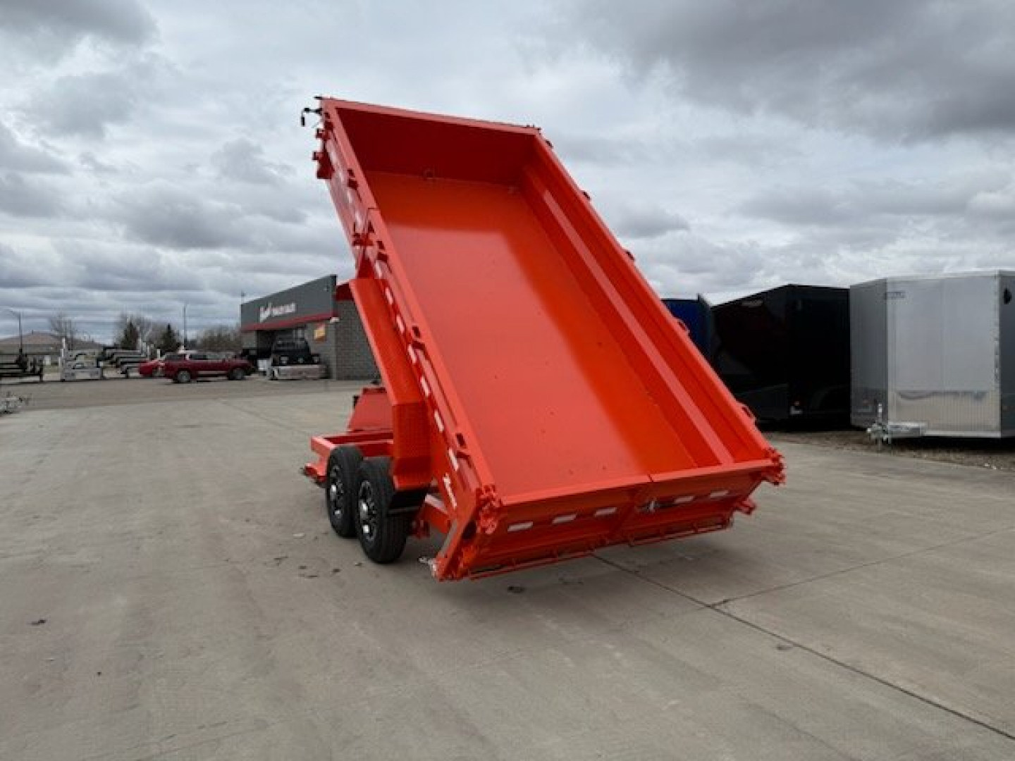 New 2025 MIDSOTA HV-14 7'X14' Dump Trailer