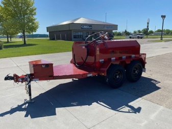 New 2025 LOAD TRAIL 60  X 11' 550 GALLON 10K TANDEM AXLE TANK TRAILER