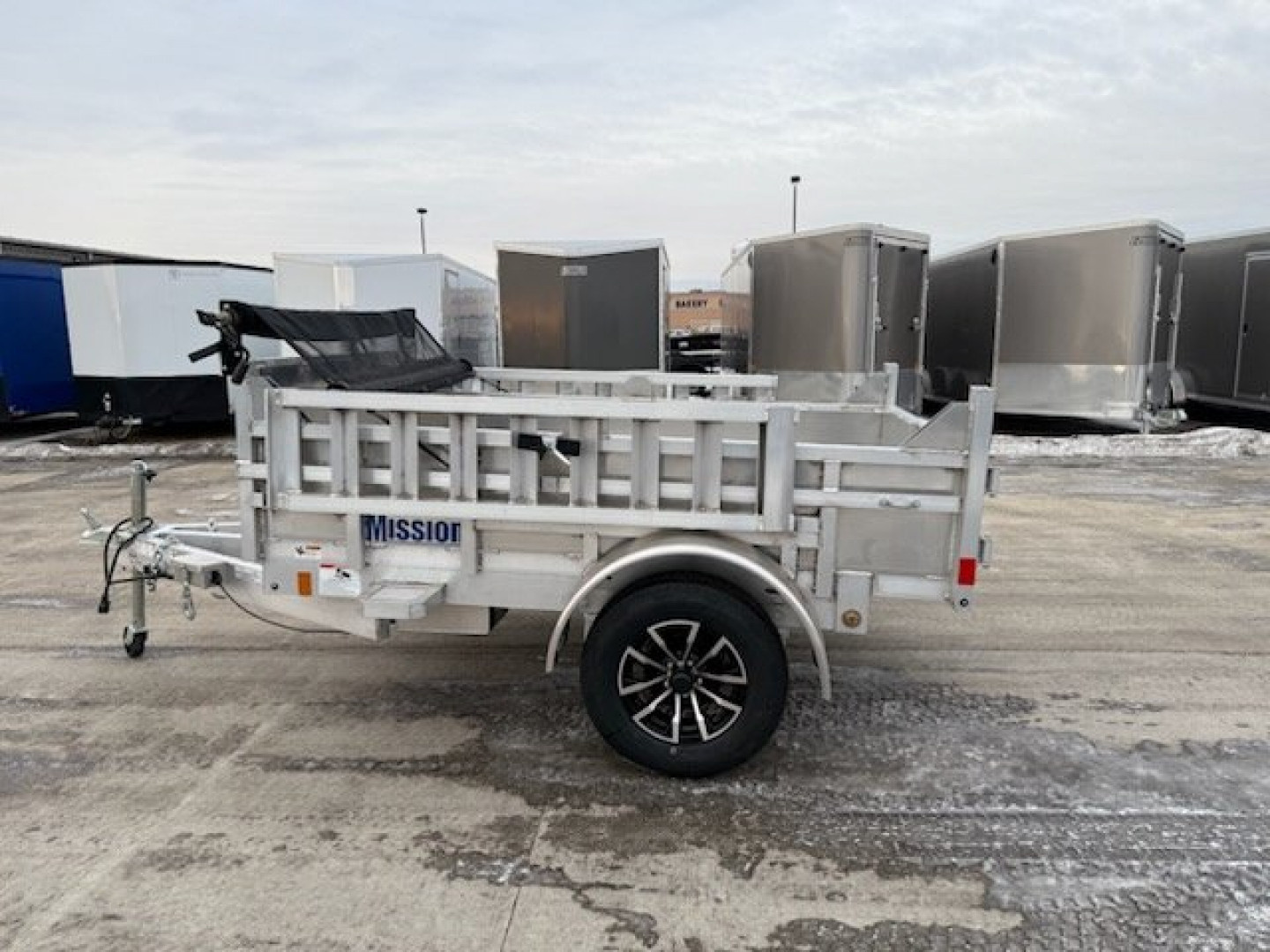 New 2025 Mission 5X8 DUMP Dump Trailer W/Tarp & Ramps