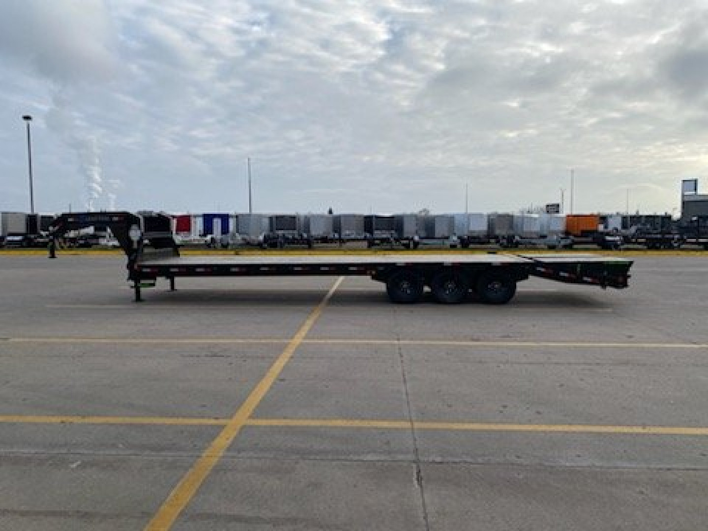 New 2024 Load Trail GP0232073 Gooseneck Bodies