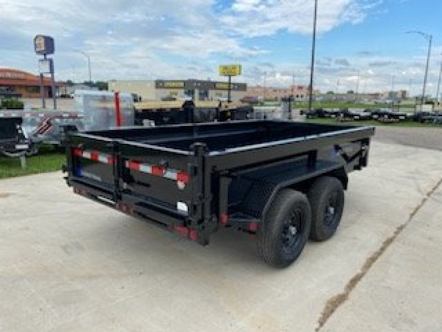 New 2025 Load Trail 72X12'-10K Dump Trailer
