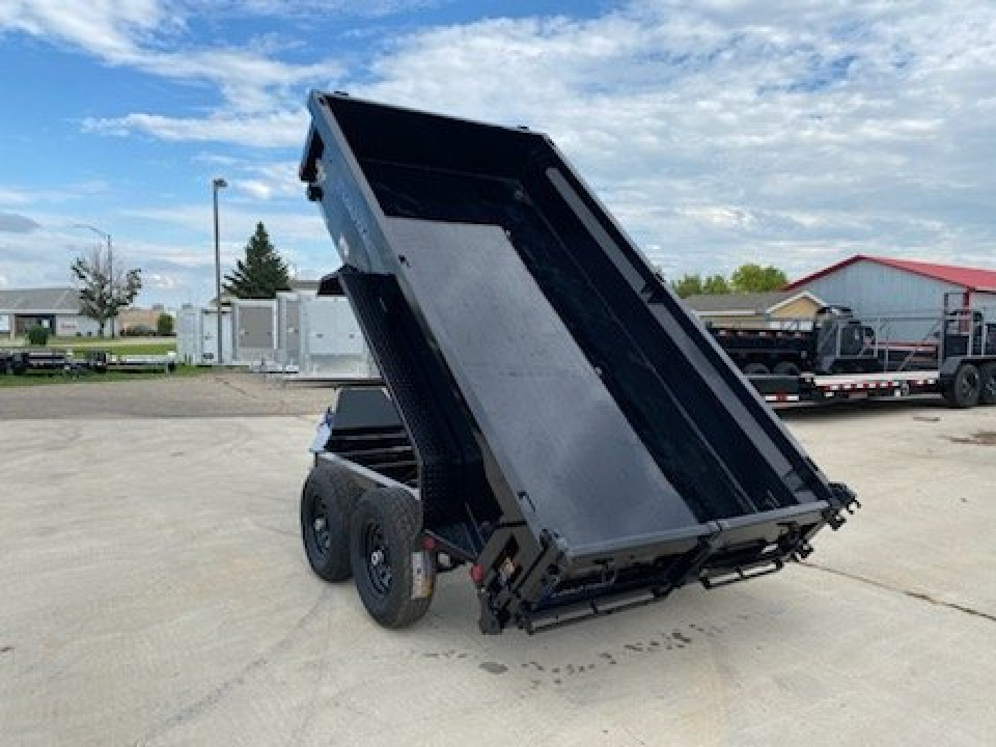 New 2025 Load Trail 72X12'-10K Dump Trailer