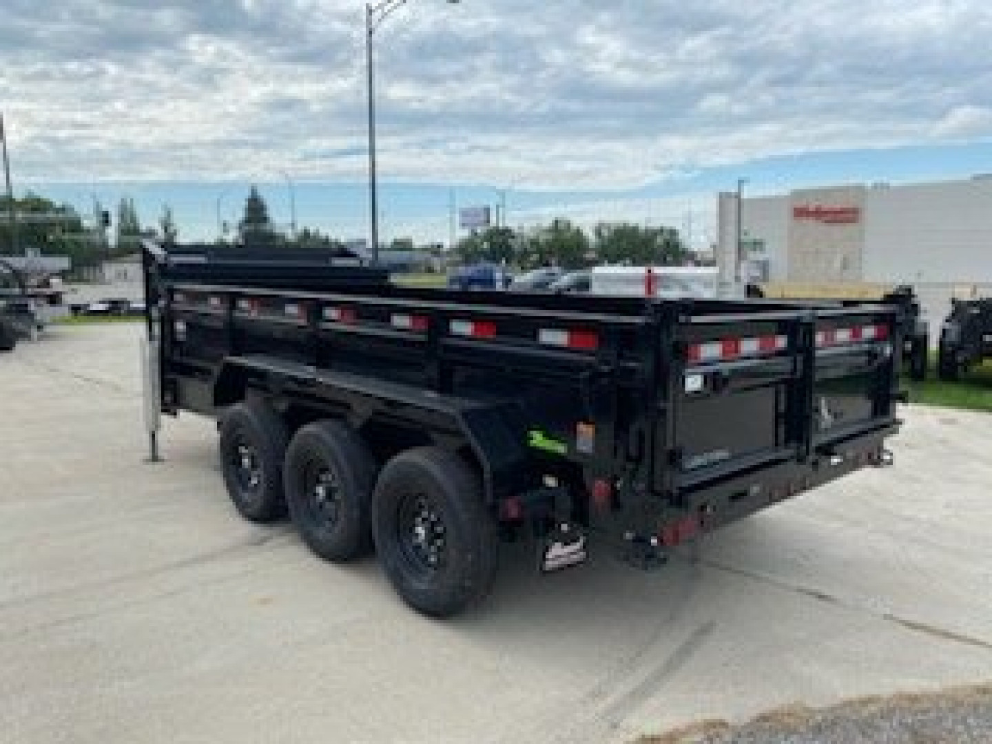 New 2024 Load Trail DG8316073 Dump Trailer