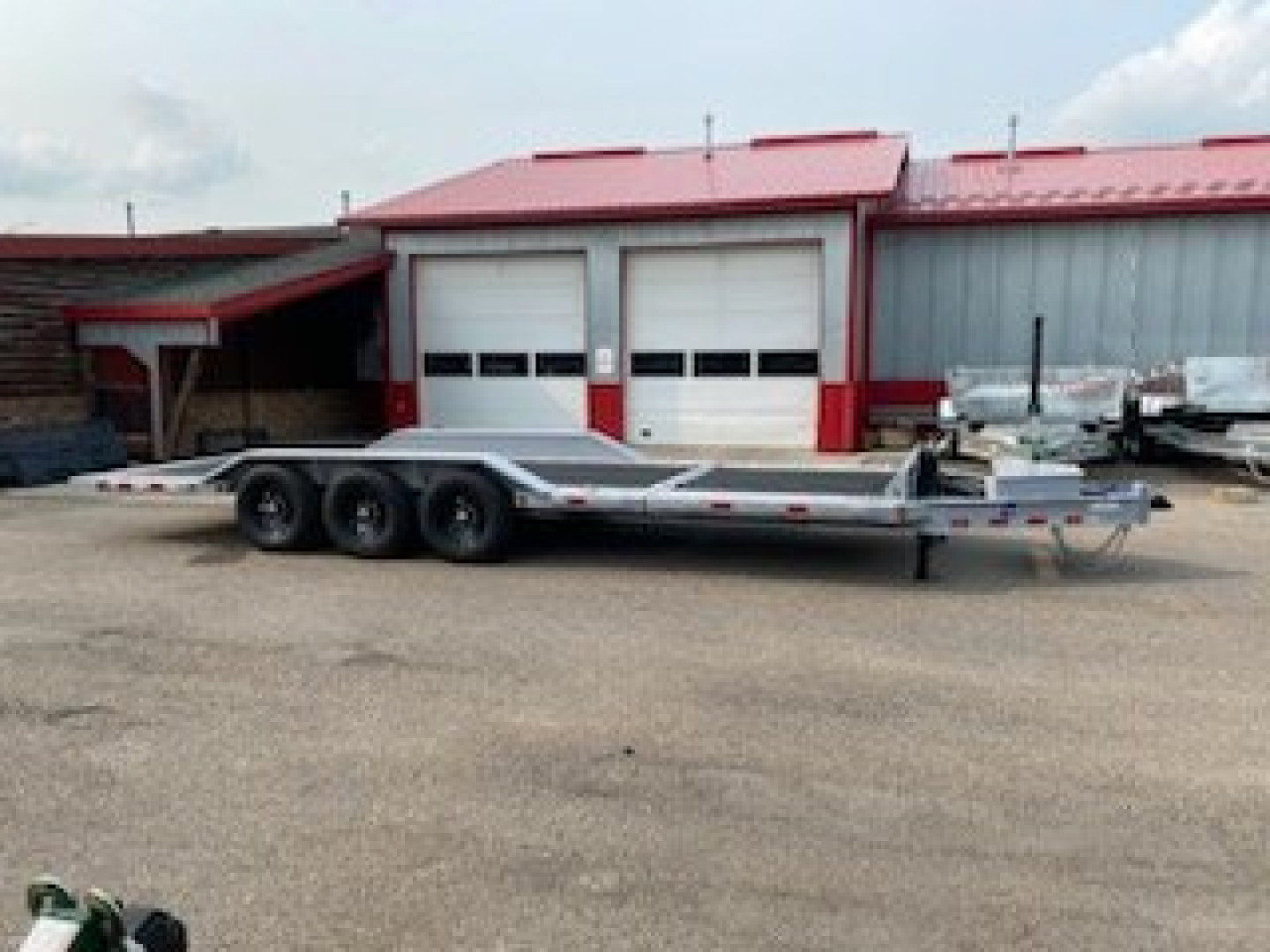 New 2024 LOAD TRAIL 102" X 24' TILT-N-GO TRIPLE AXLE TILT DECK I-BEAM FRAME