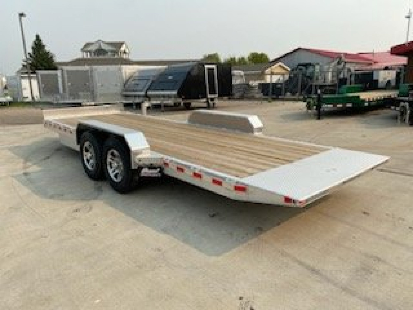 New 2025 Nordtek TD82X22'-16K HD Full Power Tilt