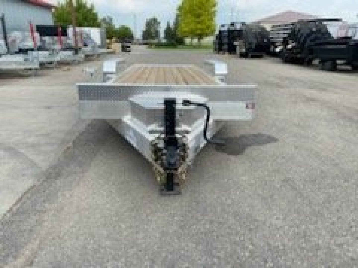 New 2025 Nordtek ALUMINUM 82X22-10K HYD.Tilt Trailer