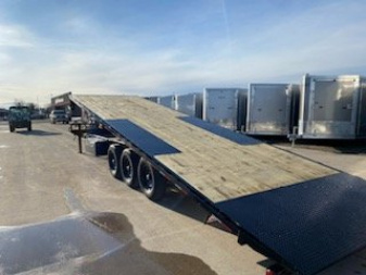 New 2024 Load Trail Deckover 8.5x30 Triple Axle Tilt Trailer