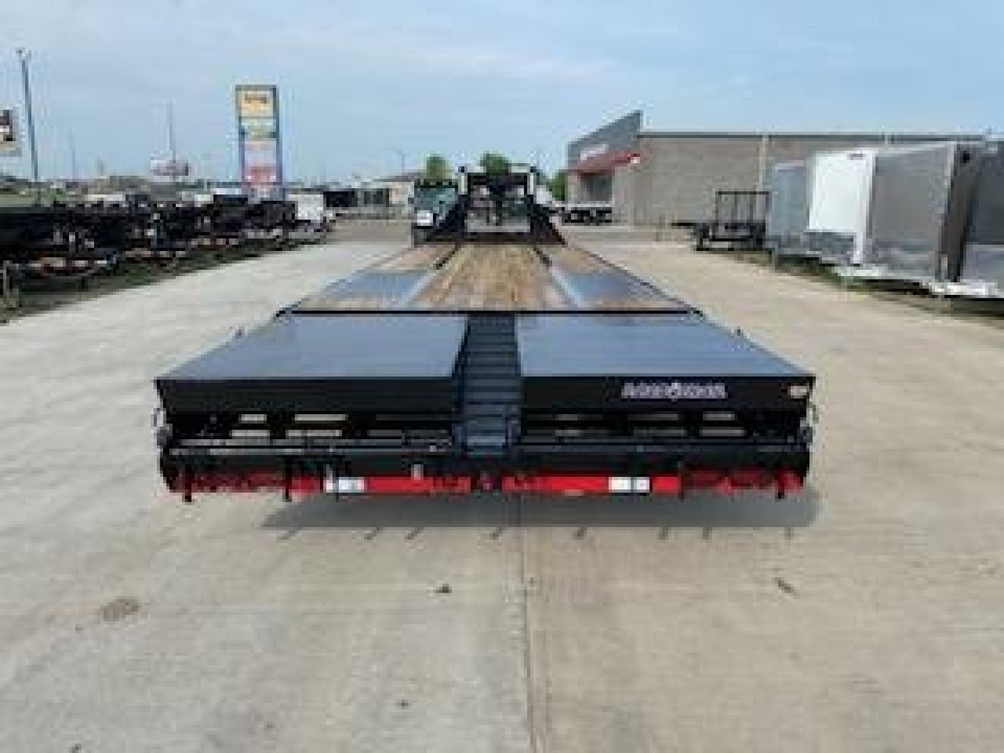 New 2024 LOAD TRAIL GP24 8.5'X30' (25'+5') WITH MAX RAMPS