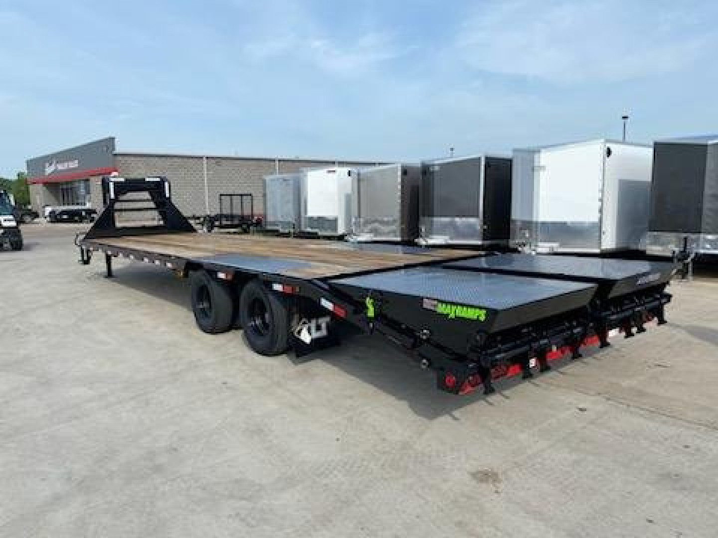 New 2024 LOAD TRAIL GP24 8.5'X30' (25'+5') WITH MAX RAMPS