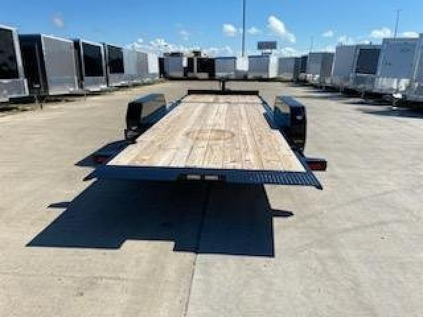 New 2024 BIG TEX 83"X 20 Split Tilt Flatbed Equipment Trailer