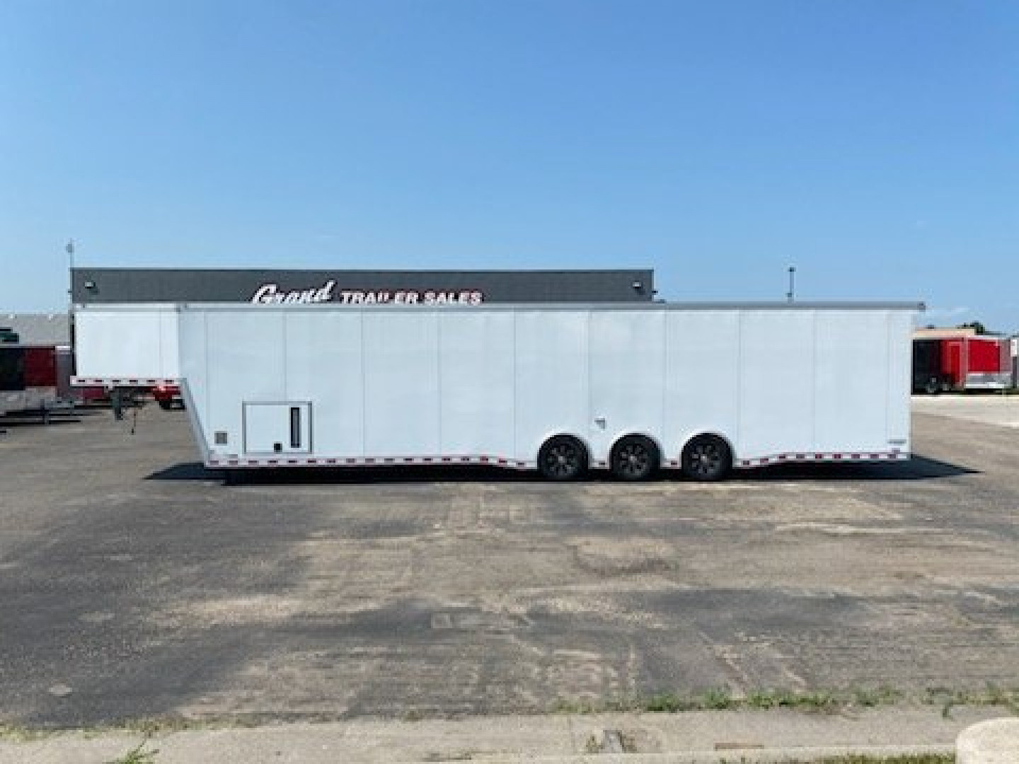 New 8.5' X 44' ALUMINUM GOOSENECK Enclosed CAR HAULER