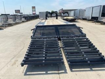 New 2024 BIG TEX 8.5'X 25+5' - 17,600# GOOSENECK W/MEGA RAMPS