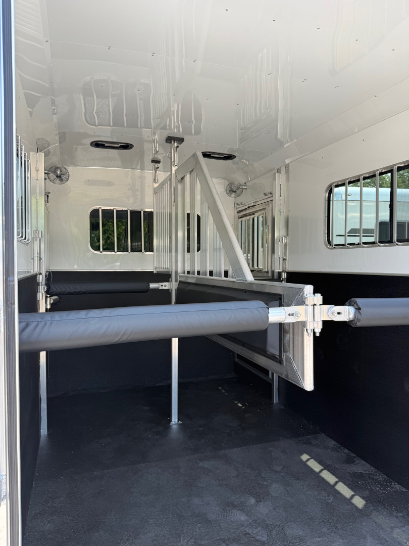 New 2026 Adam 2H ST Jubilee Bumper Pull Horse Trailer