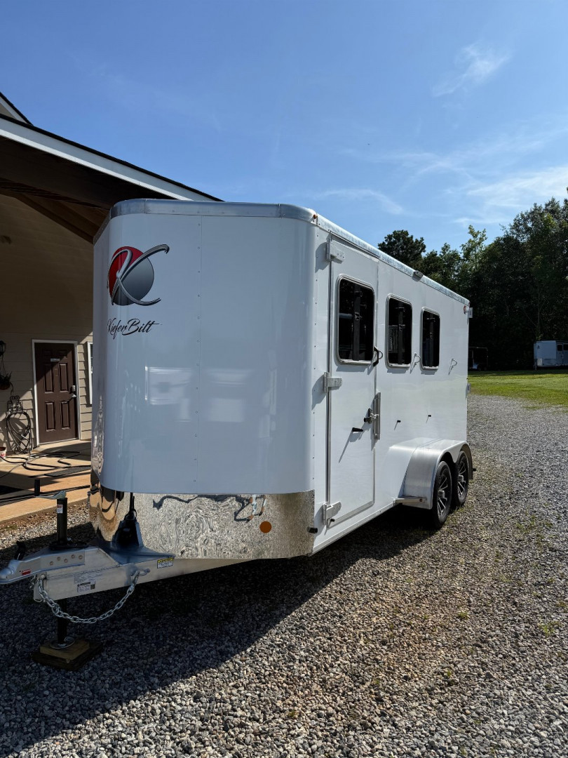 New 2026 KIEFER MANUFACTURING Kruiser 3 Horse Slant Load Bumper Pull Horse Trailer