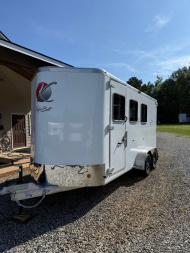 New 2026 KIEFER MANUFACTURING Kruiser 3 Horse Slant Load Bumper Pull Horse Trailer