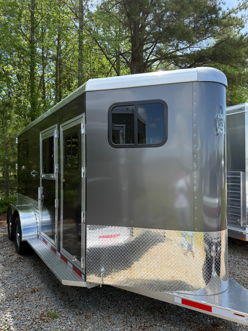New 2026 Adam 2 Horse Straightload JuLite Bumper Pull Horse Trailer