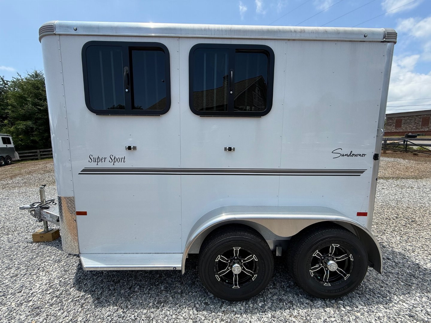 Used 2024 Sundowner Super Sport 2 Horse Slant Bumper Pull