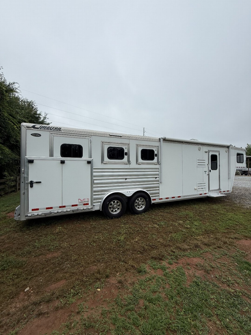 Used 2019 CIMARRON TRAILERS Norstar 3H 10' Sideload Living Quarters