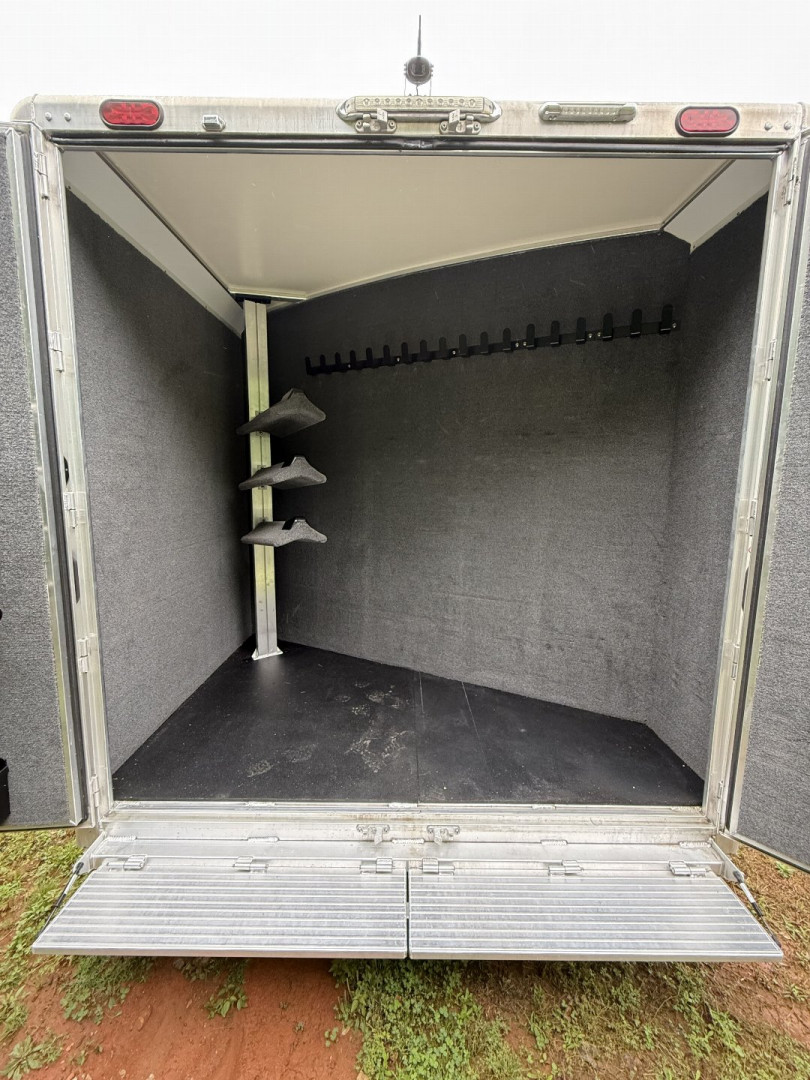 Used 2019 CIMARRON TRAILERS Norstar 3H 10' Sideload Living Quarters