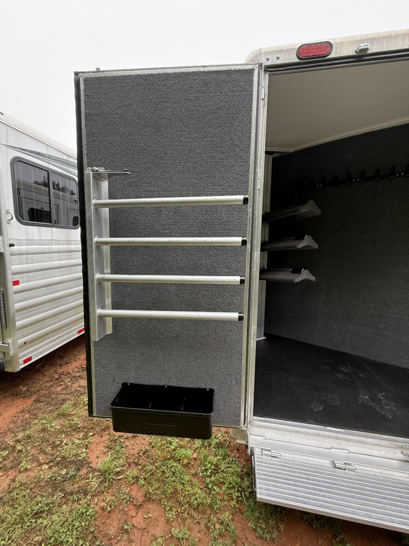 Used 2019 CIMARRON TRAILERS Norstar 3H 10' Sideload Living Quarters