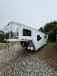 Used 2019 CIMARRON TRAILERS Norstar 3H 10' Sideload Living Quarters