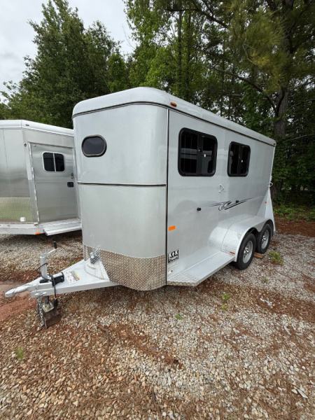 New 2026 Bee Chief 2 Horse Fully Enclosed Bumper Pull Horse Trailer
