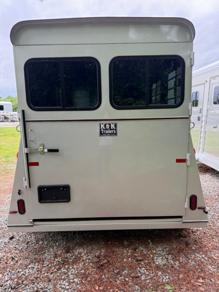 New 2026 Bee Chief 2 Horse Fully Enclosed Bumper Pull Horse Trailer