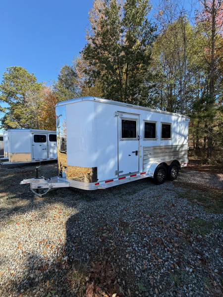 New 2026 Kiefer Manufacturing Genesis 3 Horse Slant Load Bumper Pull