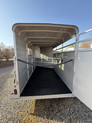 New 2025 BEE 3 Horse Slant Load BP w/Drops Horse Trailer