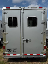 New 2026 4-Star Trailers 4 Horse Slant Side Closet Gooseneck Horse Trailer